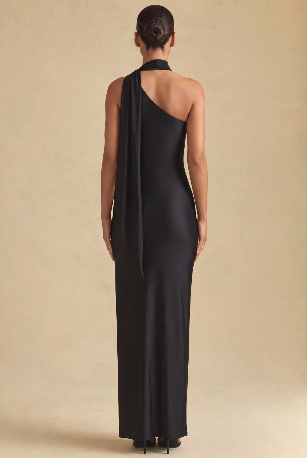 JULE | One-Shoulder-Maxikleid