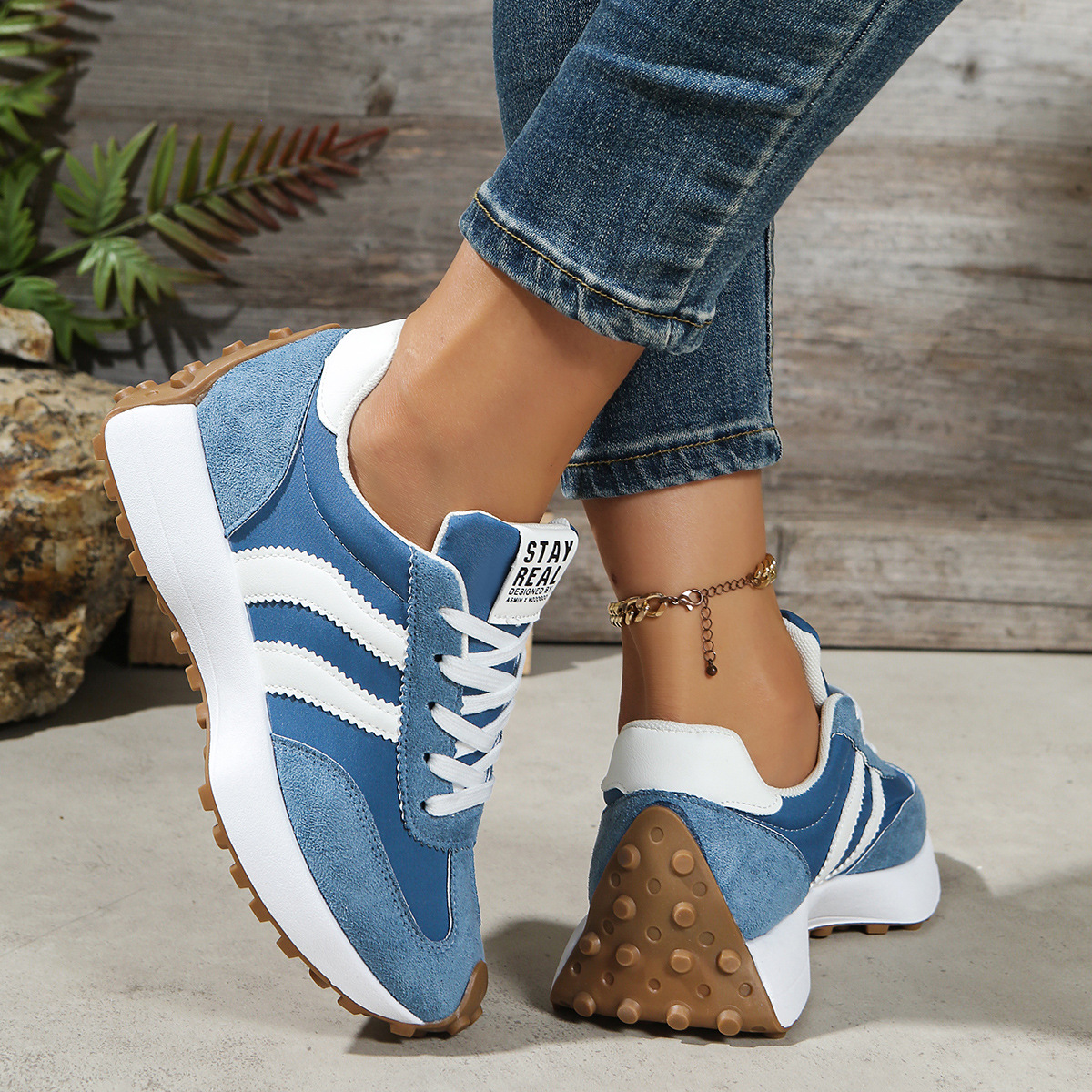 CLEO | Retro-Sneaker mit Schnürung