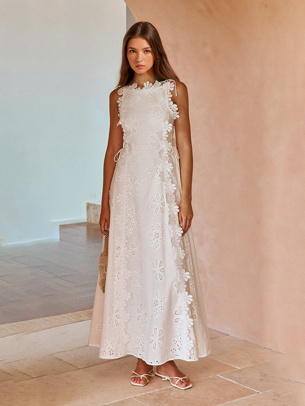 SOPHIE | Elegantes Spitzen-Maxikleid