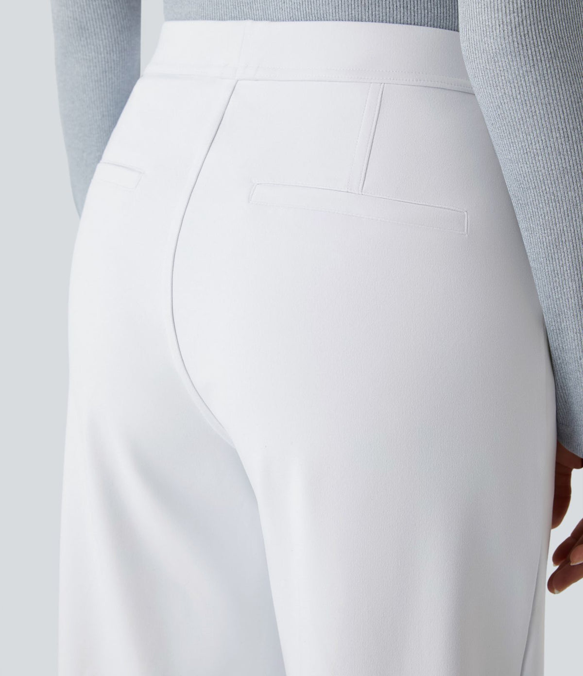 Halara Flex™ plissierte dehnbare Stoffhose mit hohem Bund, Seitentaschen und geradem Bein