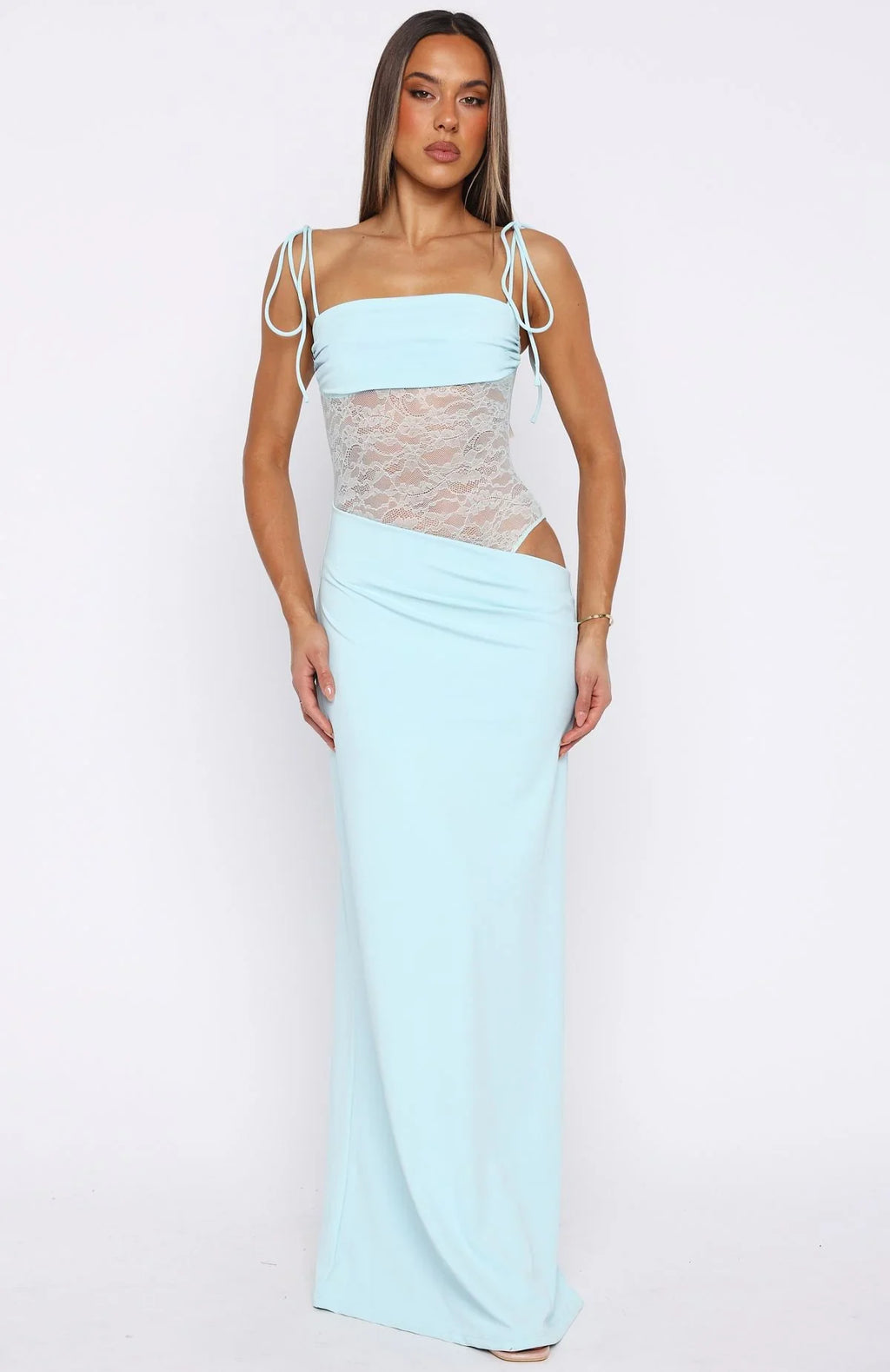 NADIA | Verführerisches Maxikleid mit Zarter Spitze