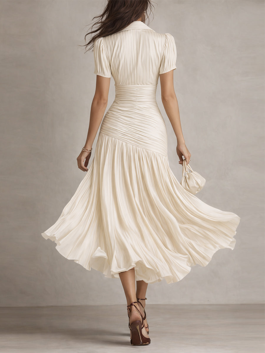 ANOUK | Gestreiftes Satin-Midikleid mit Plisseefalten