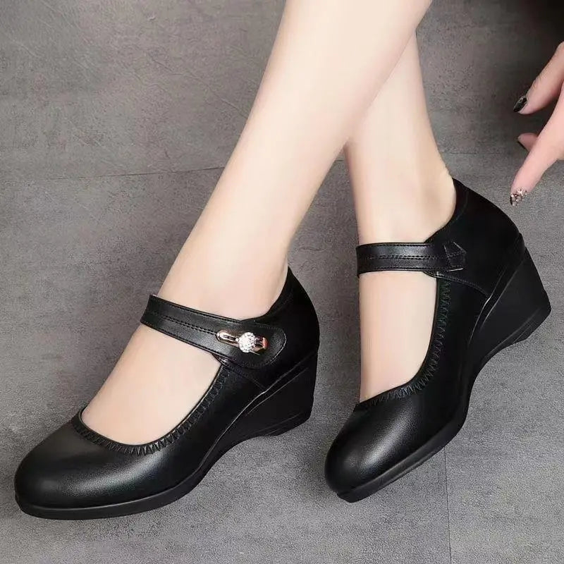 LYDIA | Bequeme Mary Jane Keilschuhe