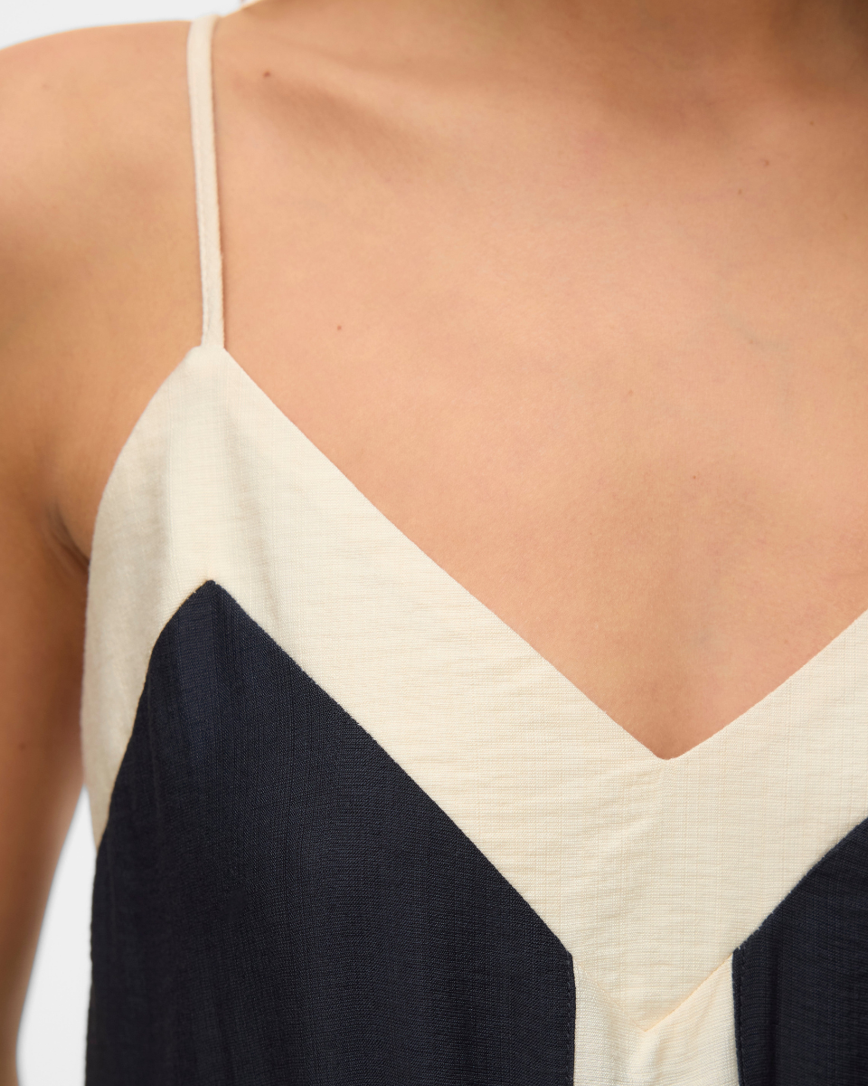 EMILY | Maxikleid mit Kontrastdetails