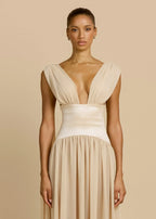 TABEA | Maxikleid mit Tiefem Ausschnitt
