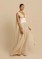 TABEA | Maxikleid mit Tiefem Ausschnitt