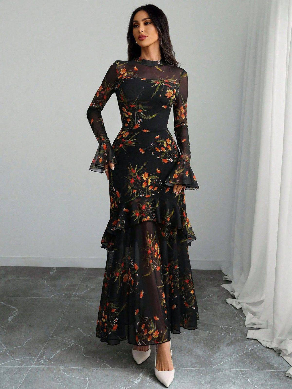 VIDA | Maxikleid aus Mesh mit Blumenprint