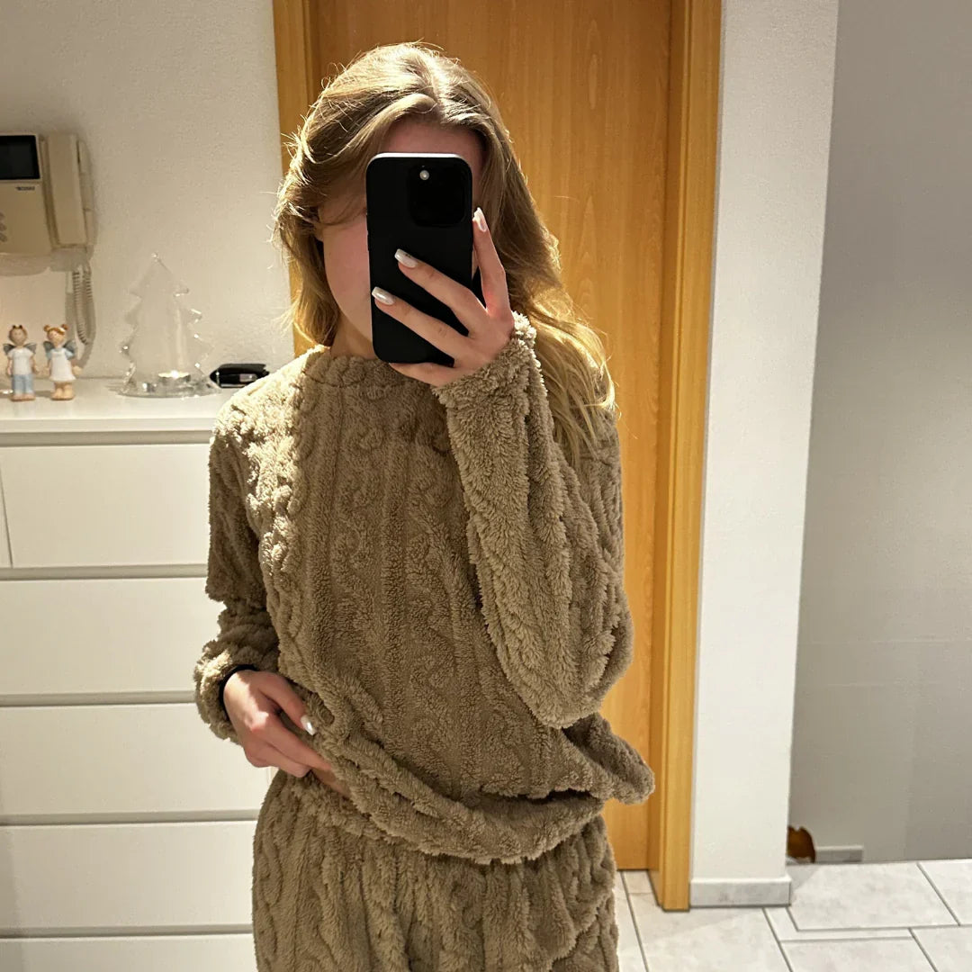 LISA – Flauschiges Pyjama-Set