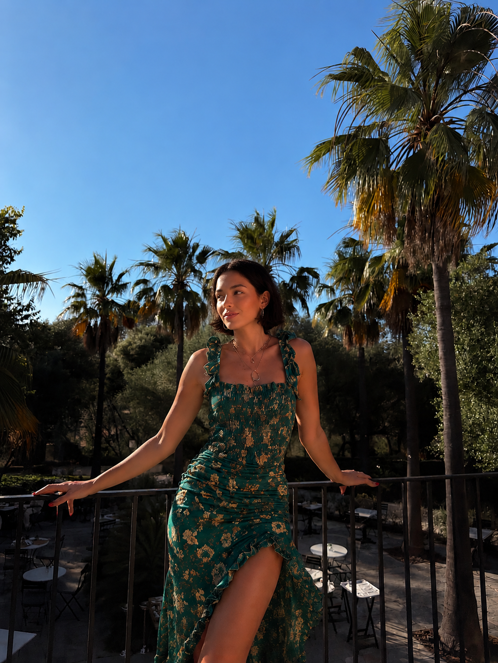 MAILIN | Boho-Maxikleid im Retro-Look mit Rüschenärmeln und hohem Schlitz