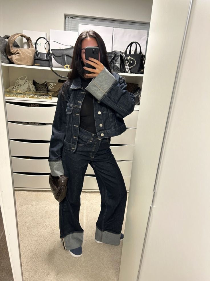 JADE | Zeitloses Denim-Jacken-Set mit gekrempelten Ärmeln