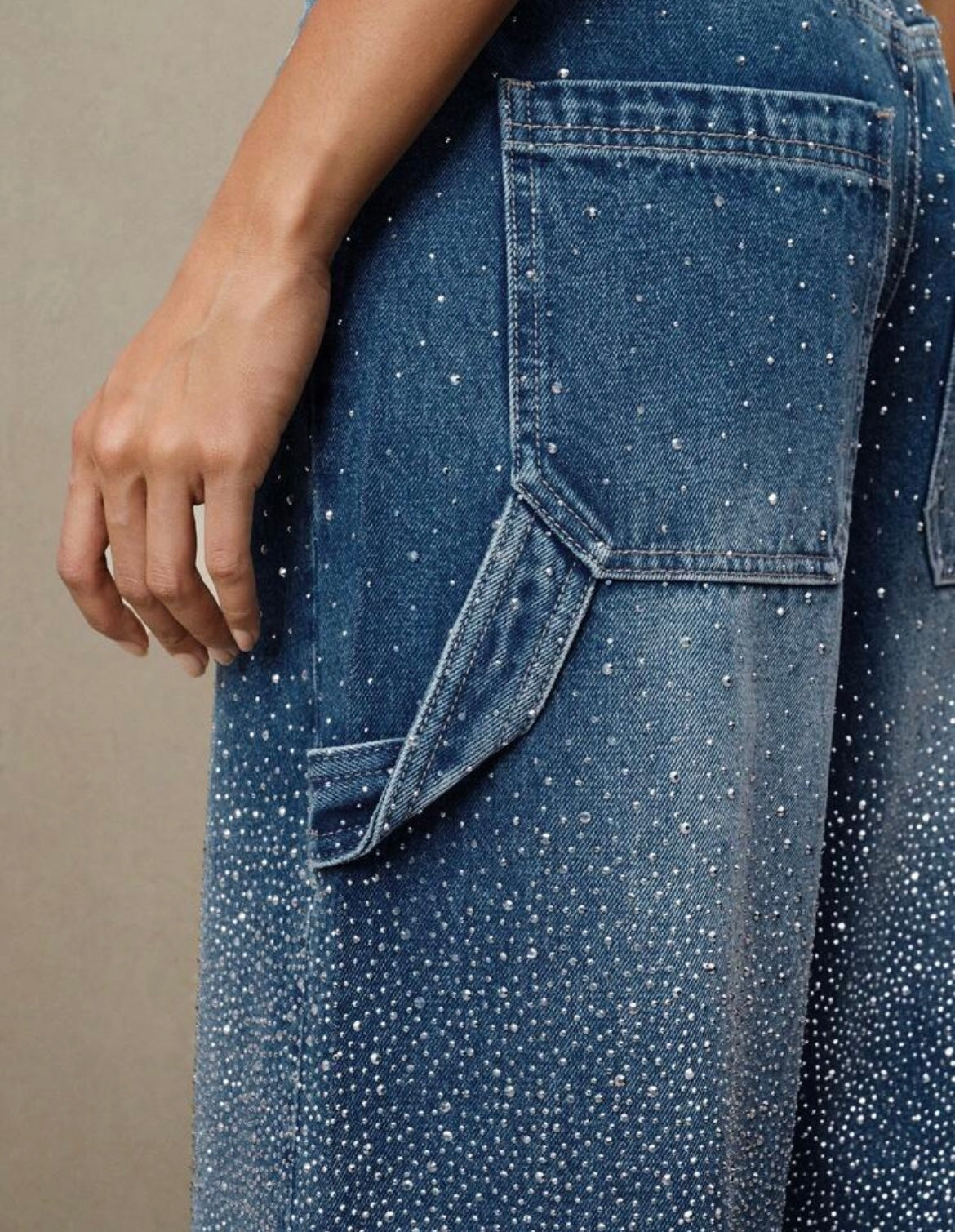 TIRZA | Glamouröse Wide-Leg Jeans mit Strassdetails