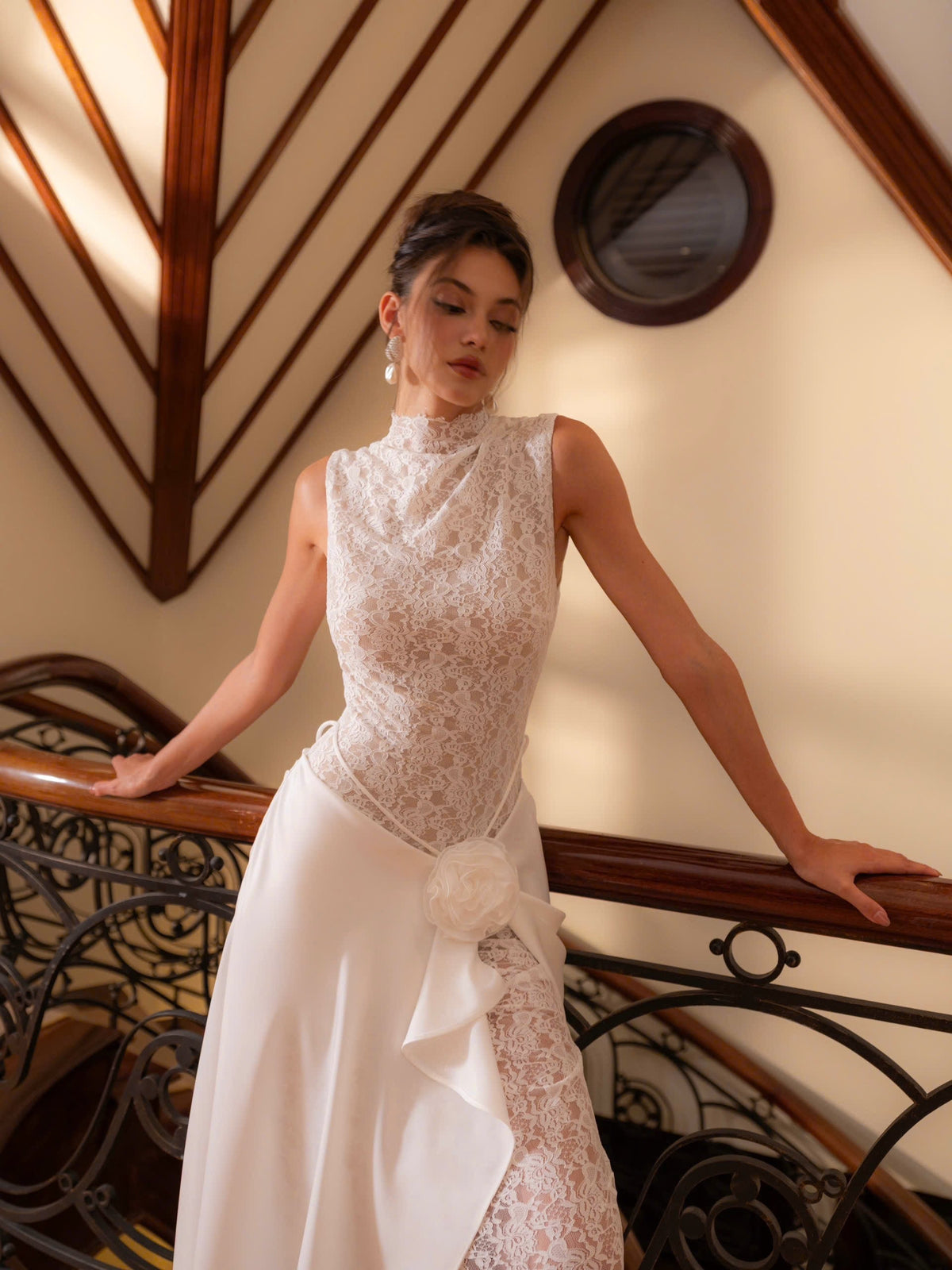 SAMIRA | Drapiertes Maxikleid mit Spitze