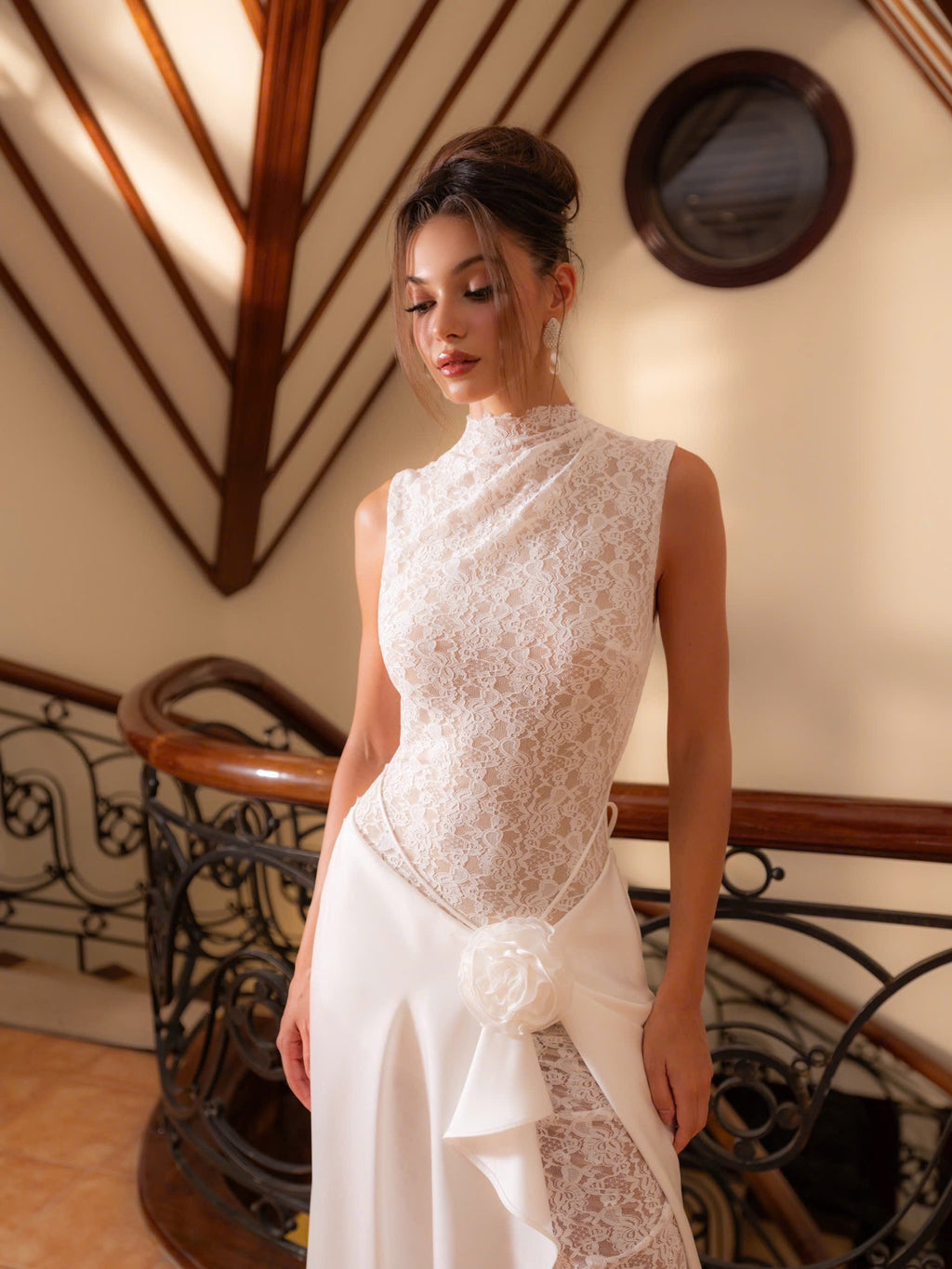 SAMIRA | Drapiertes Maxikleid mit Spitze