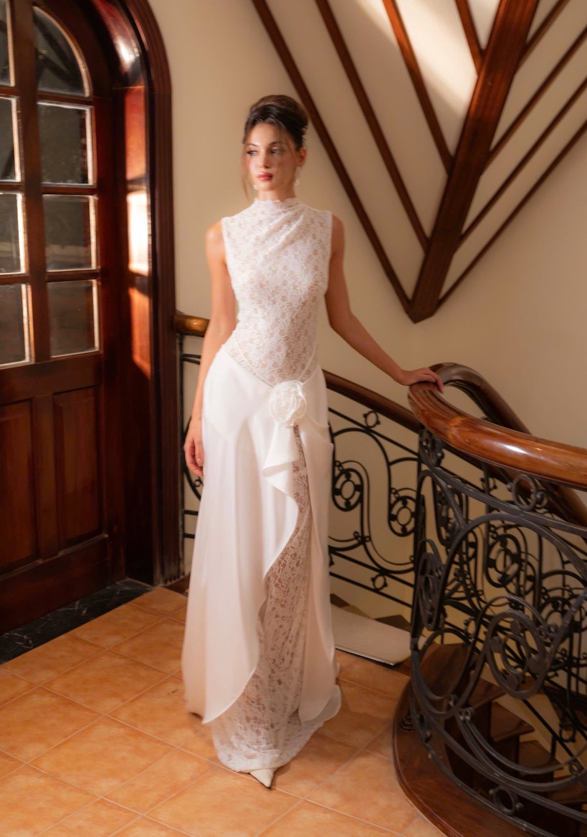 SAMIRA | Drapiertes Maxikleid mit Spitze