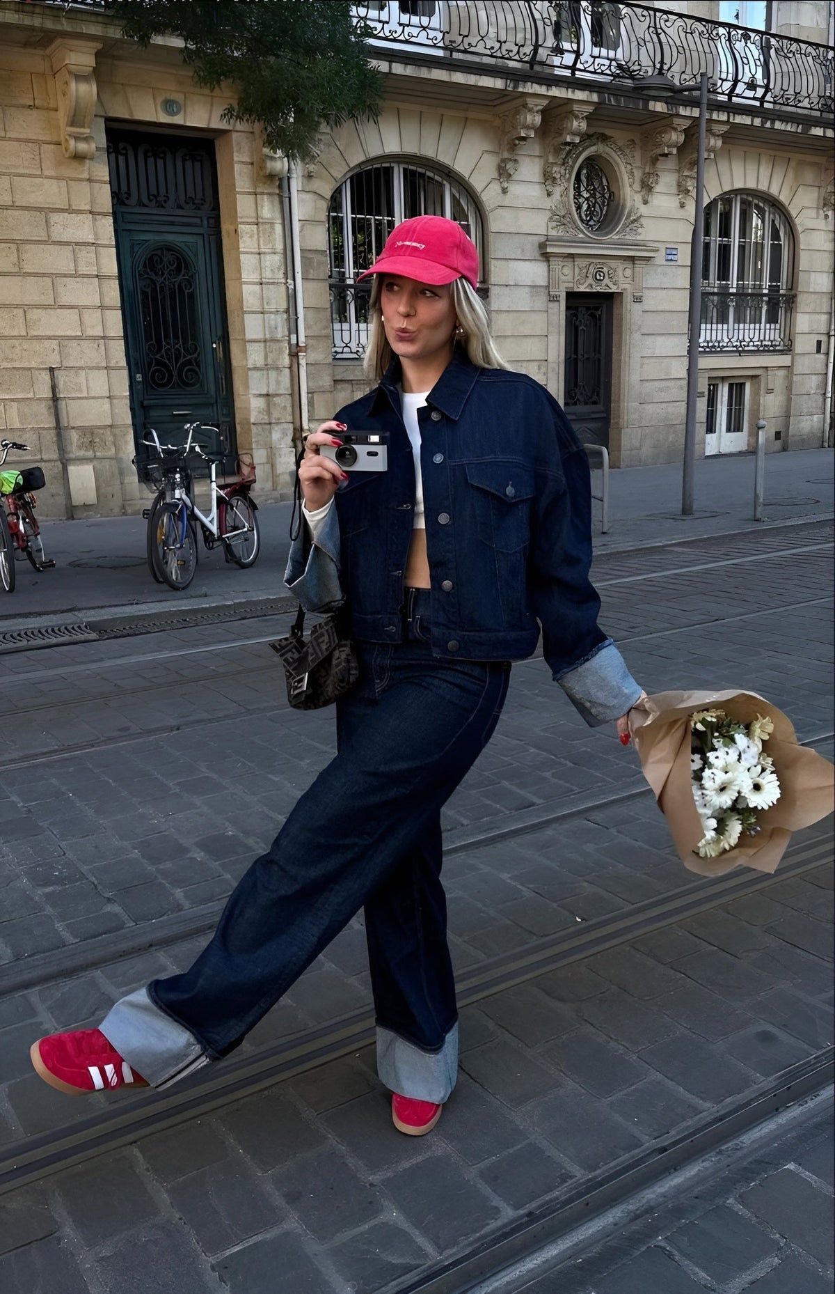 JADE | Zeitloses Denim-Jacken-Set mit gekrempelten Ärmeln
