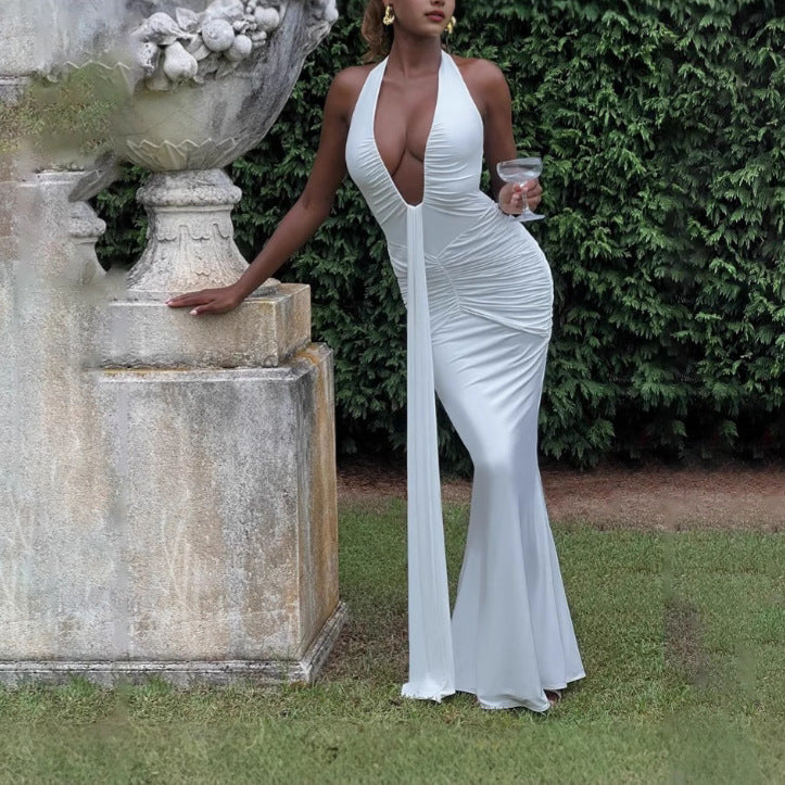 SASHA | Maxikleid mit Tiefem Ausschnitt