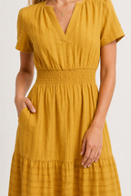 SINJA | Maxikleid mit Smokbund und Stufenrock
