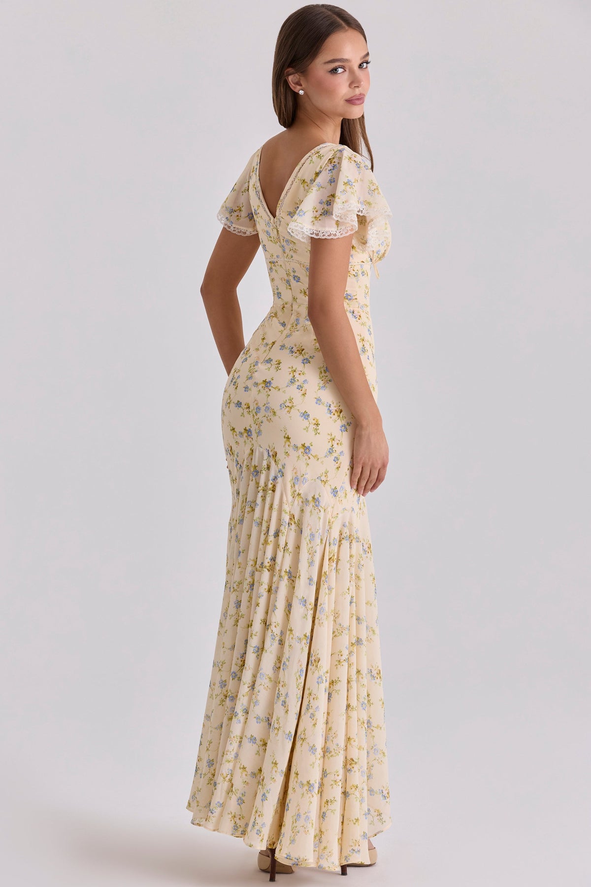 JULIA | Romantisches Maxikleid mit Zarten Volantärmeln