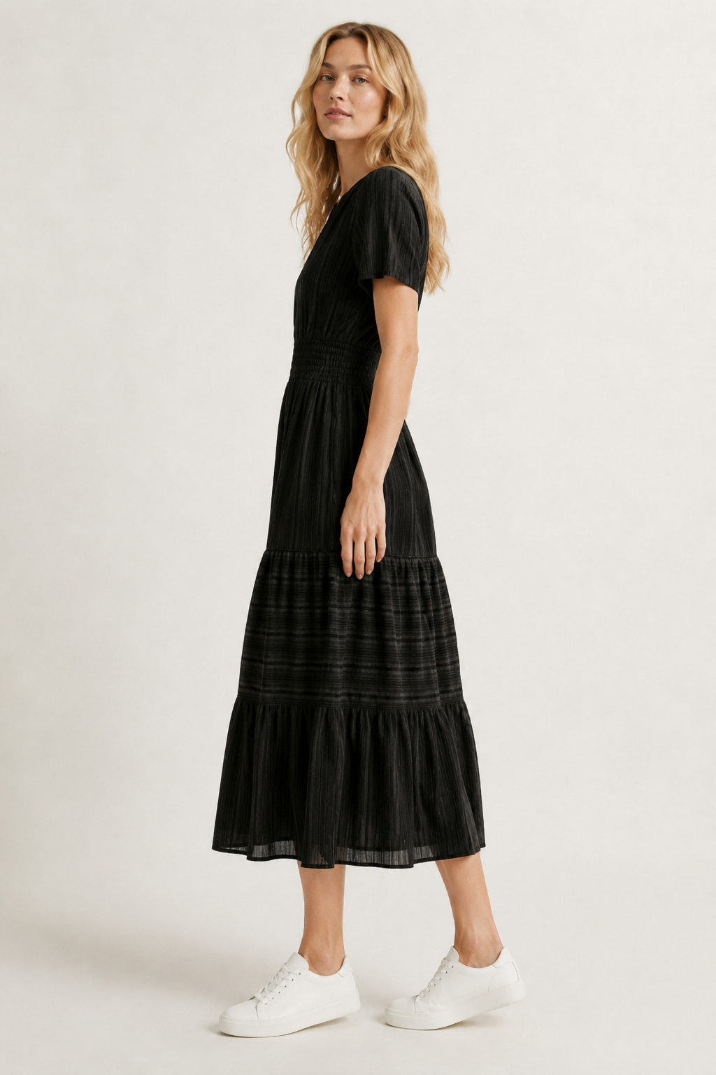 SINJA | Maxikleid mit Smokbund und Stufenrock