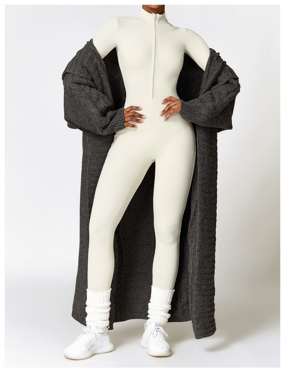 LUNA | Figurbetonter Zip-Jumpsuit