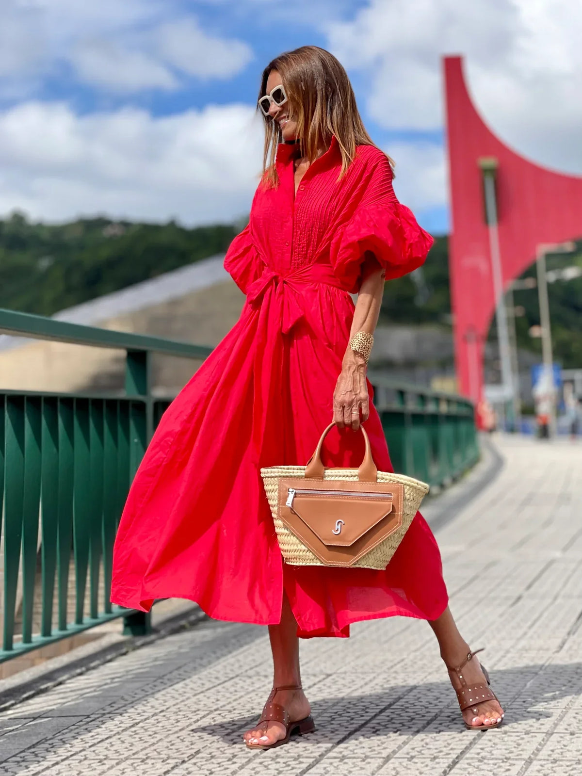PHOEBE | Midi-Kleid mit Voluminösen Ärmeln