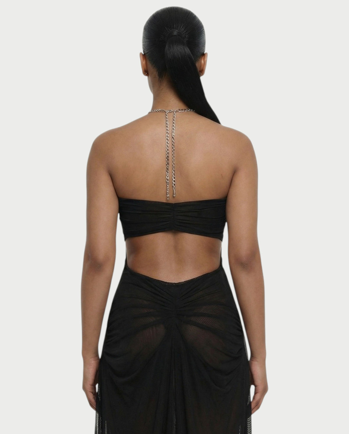 BELA | Maxikleid mit Kettenträgern und Cut-out