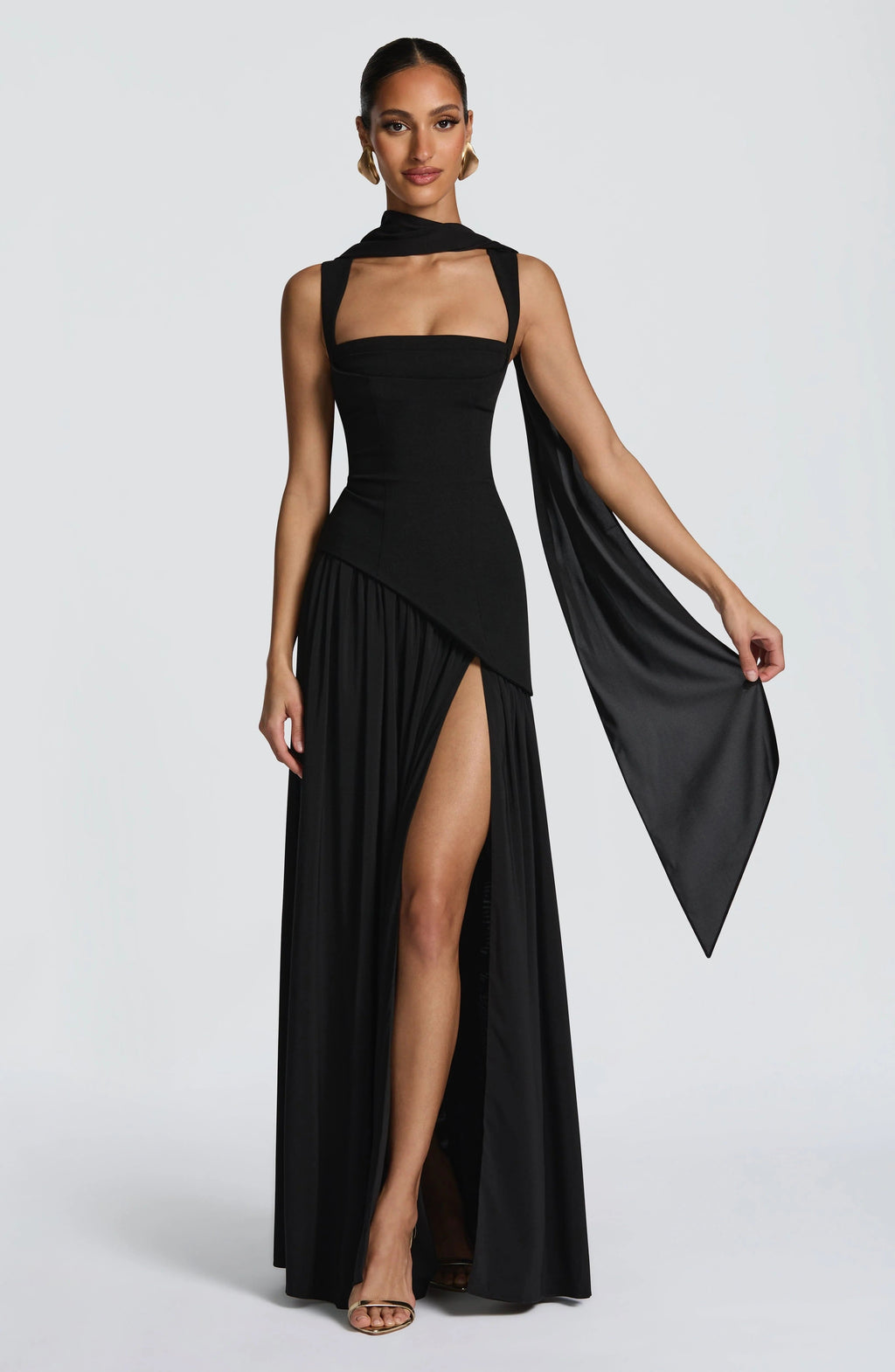 DANIELA | Elegantes Maxikleid Figurbetontem Oberteil