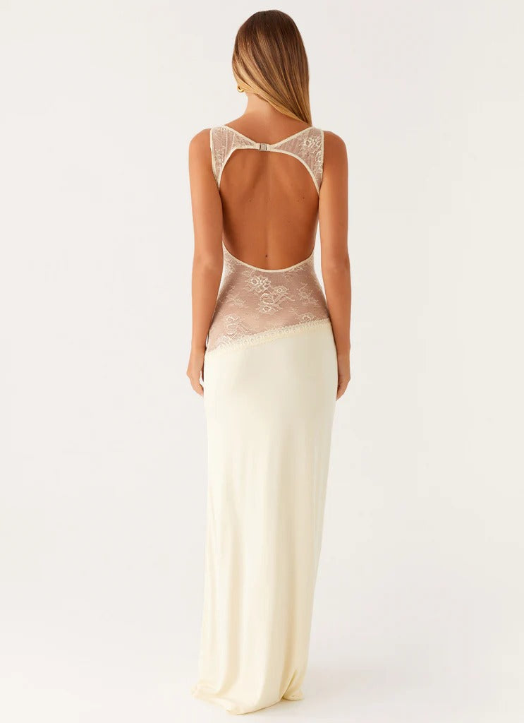 SELENA | Feminines Maxikleid mit Zarter Spitze