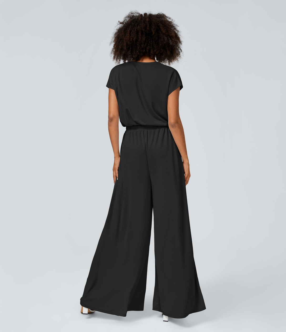MILENA | Wickel-Jumpsuit mit V-Ausschnitt