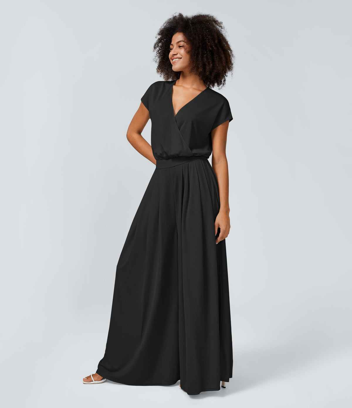 MILENA | Wickel-Jumpsuit mit V-Ausschnitt