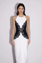 YLVA | Maxikleid mit Halterneck und Kontrastspitze