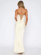 JANINE | Chic Bandeau-Maxikleid mit Korsett-Rücken