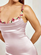 SARAH | Verziertes Satin Maxi Kleid