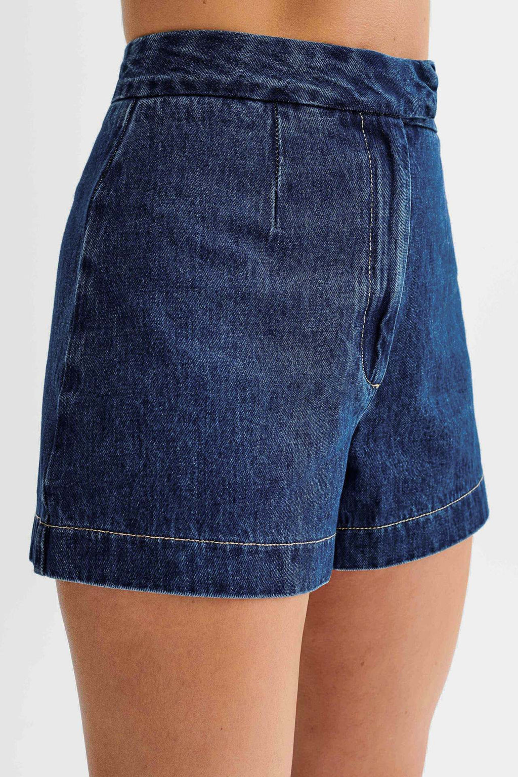 YLVI |  City Fit