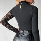 TJARA | Langarm-Top mit Spitze und Cut-out