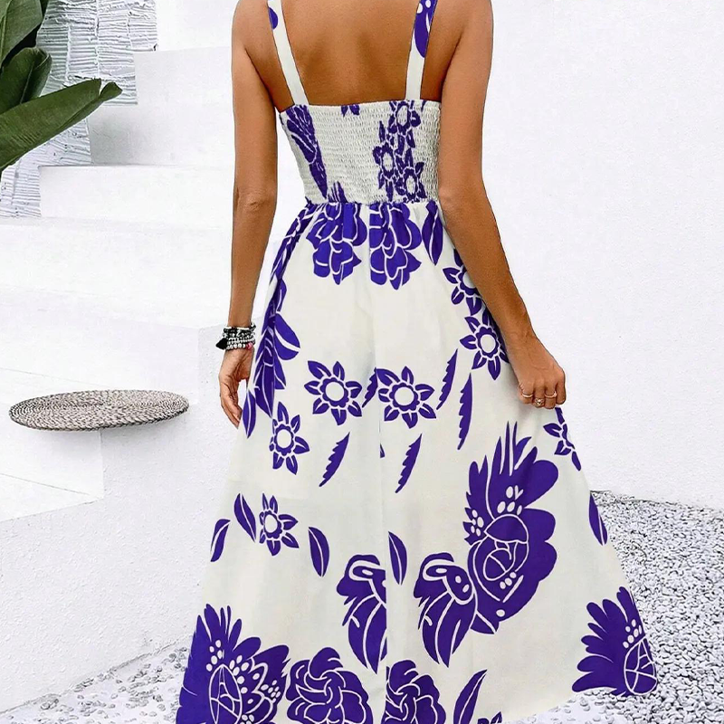HEDI | Maxikleid mit Eckigem Ausschnitt